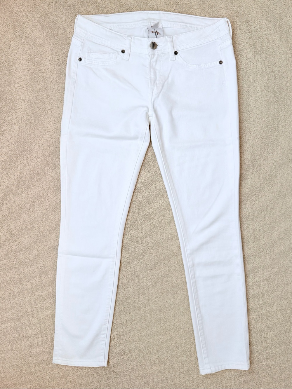 Genetic Denim “The Shane” White Jeans (Size 27)